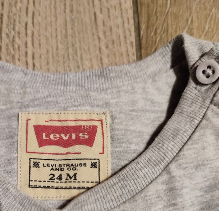 T Shirt Levi's 24 mois - photo numéro 3