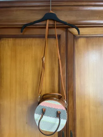 Sac à main rond avec bandoulière