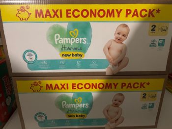 2 cartons couches Pampers harmonie taille 2 neuf 