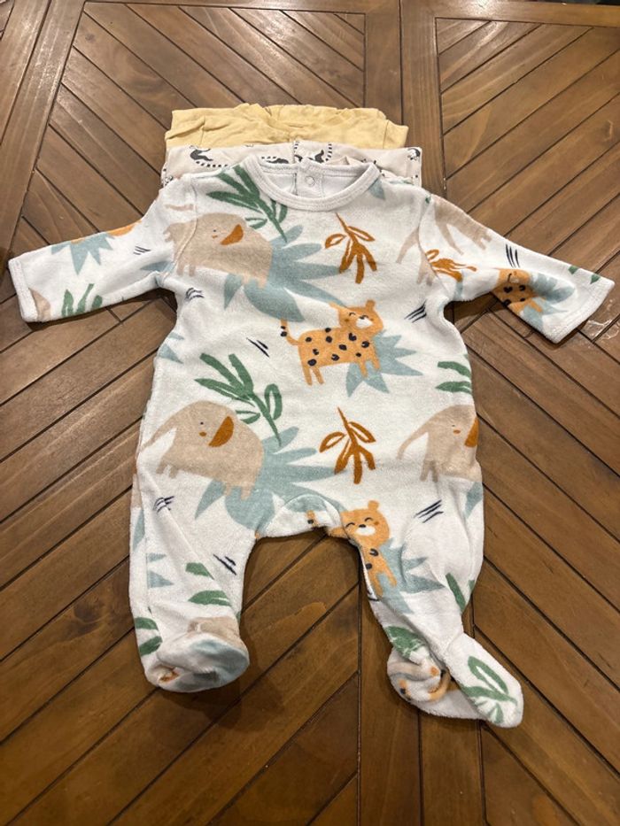 Lot 5 pyjamas 3 mois - photo numéro 4