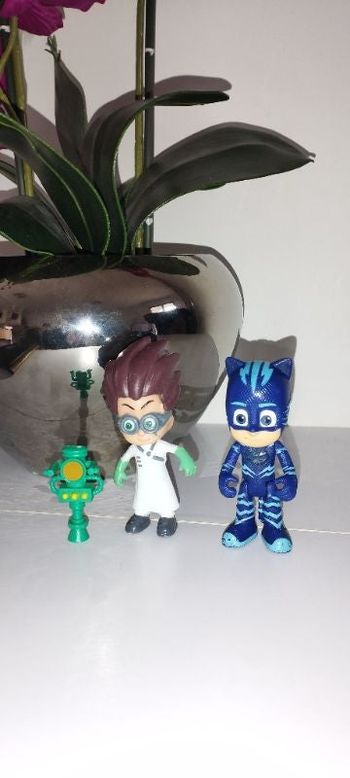 Roméo et yoyo des pyjamask