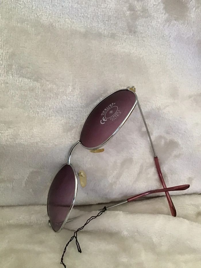 Jolies lunettes de soleil vintage - photo numéro 4