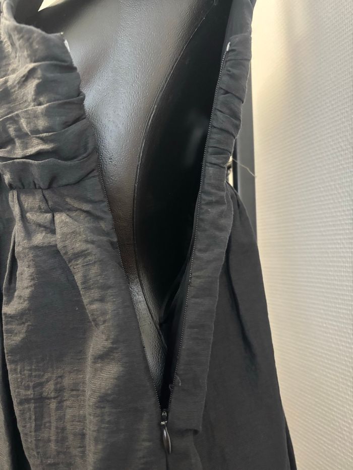 Robe noire effet froissé Mango neuve - photo numéro 4