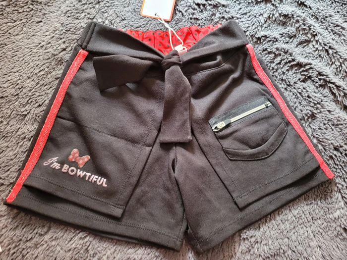 Bermuda Minnie disney 4 ans - photo numéro 2