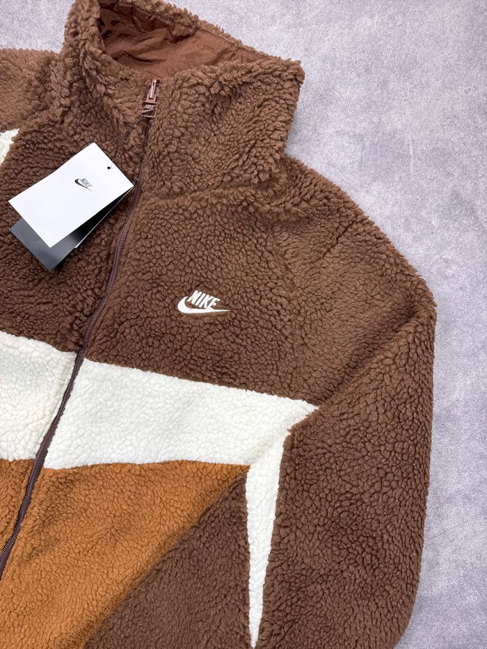 Nike Veste Boa réversible Big Swoosh - photo numéro 2