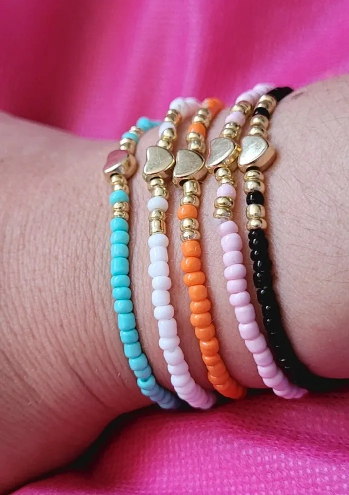 Lot de cinq bracelets cœur perles de rocailles multicolore - photo numéro 5