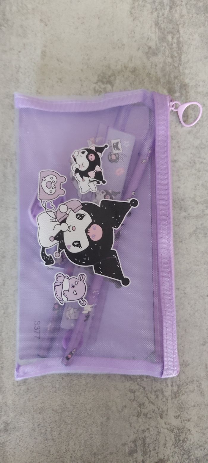 Ensemble de papeterie Sanrio "Kuromi" - photo numéro 2