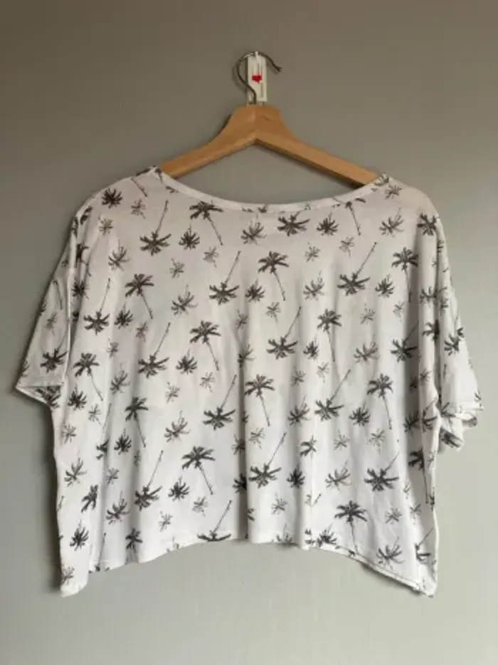 T-shirt crop top été Hollister motif palmier – Taille M - photo numéro 4
