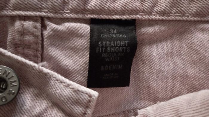 Bermuda rose avec déchirures - photo numéro 3