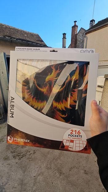 Classeur Toploader 9 Emplacements / 12 Pages (216 Cartes) Phoenix shield