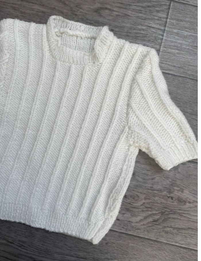 Pull tricot blanc manches courtes 2 ans - photo numéro 2
