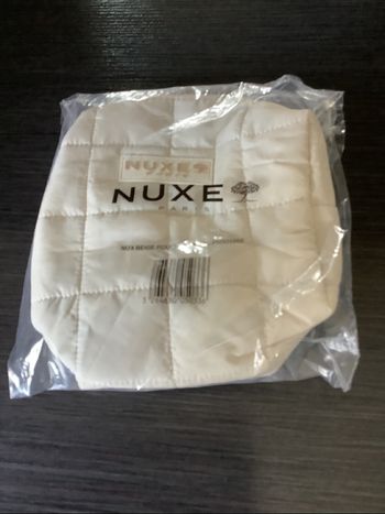 Nuxe Trousse à Maquillage neuve