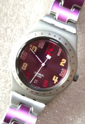 Montre SWATCH Collecteur "Don't Cross the Lines"