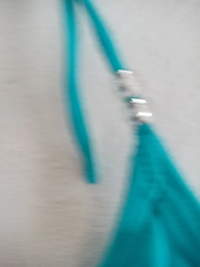 Haut de maillot de bain femme ou jeune fille - photo numéro 5