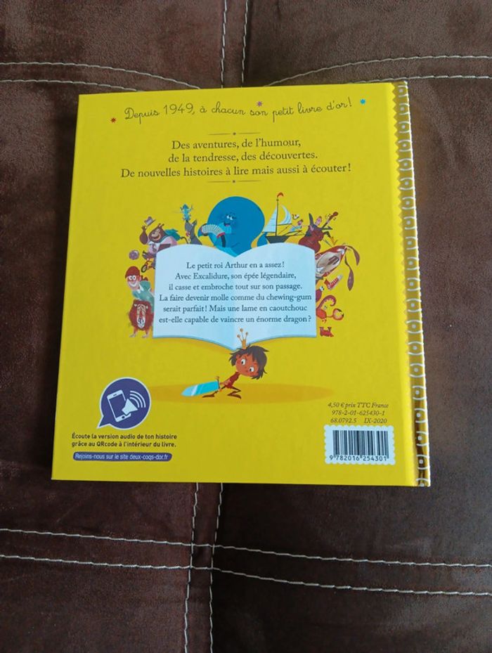 Livre L'épée du petit roi Arthur - photo numéro 2