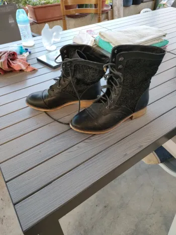 Joli bottine taille 38