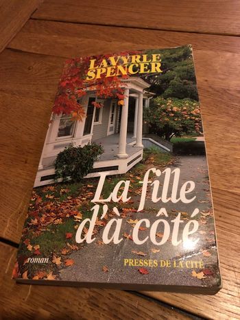 Livre la fille d’à côté La Vyrle Spencer