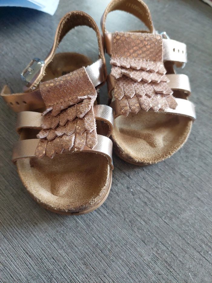 Nu pieds - photo numéro 3