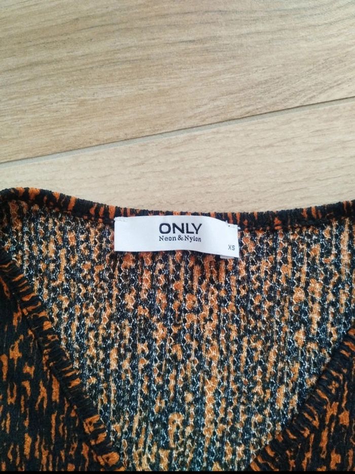 Blouse cache cœur orange et noire XS Only - photo numéro 4