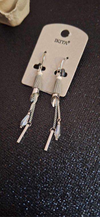 Boucle d'oreille pendante