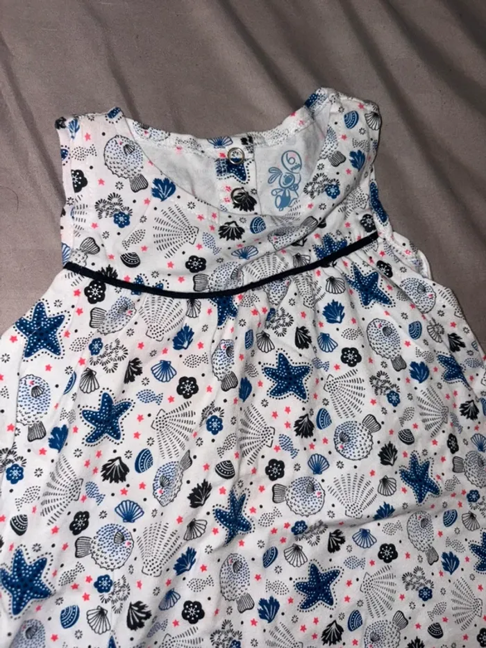 Robe taille 6 mois - photo numéro 3