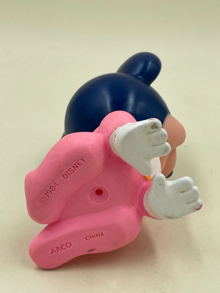 Figurine vintage Disney Minnie Arco en caoutchouc « pouet pouet » 1984 - photo numéro 5