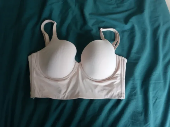 Soutien gorge amoliforme dos nu