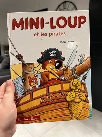 Mini loup et les pirates