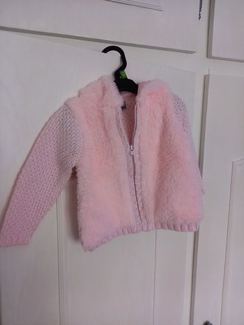 Veste fourrure rose fille 9-12 mois