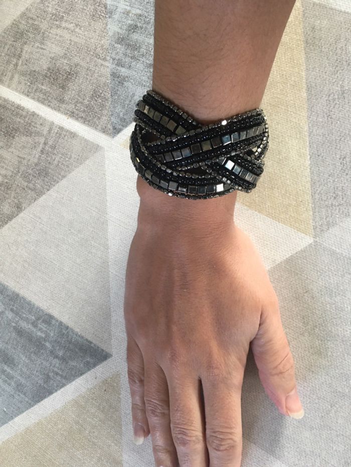 Bracelet manchette en perles - photo numéro 4