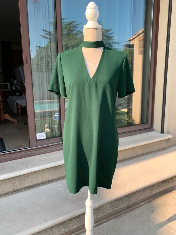 Robe fluide verte sapin Zara taille S - photo numéro 3