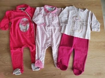 Lot de pyjamas filles 12 mois