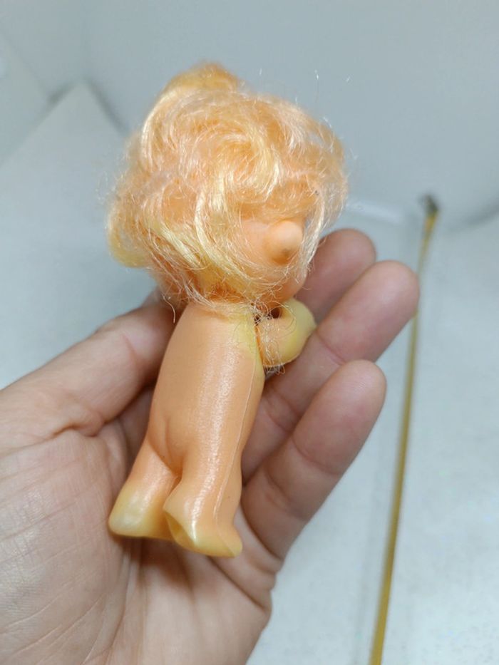 Petite small little girl poupée doll kraft pouce bouche monchhichi kiki blonde vintage impkins - photo numéro 9