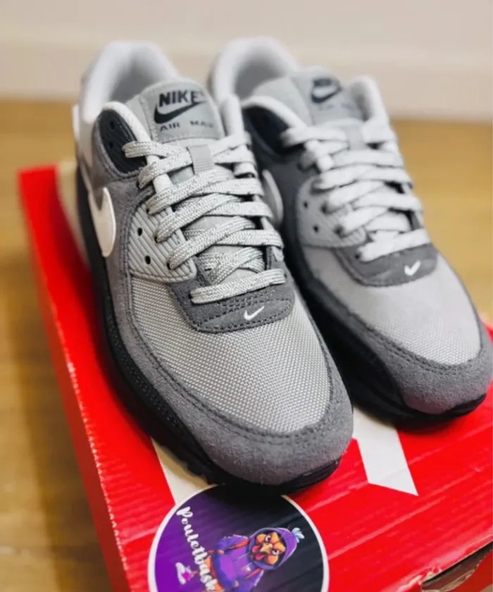 Nike Air Max 90 Réflective Anthracite black taille 40 - photo numéro 3