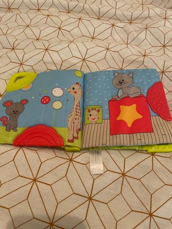 Livre d’éveil Sophie la girafe