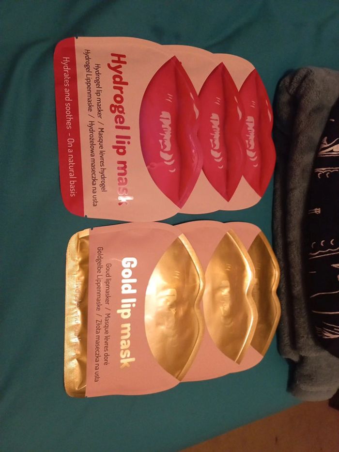 Lot 6 masques lèvres gold et hydrogel