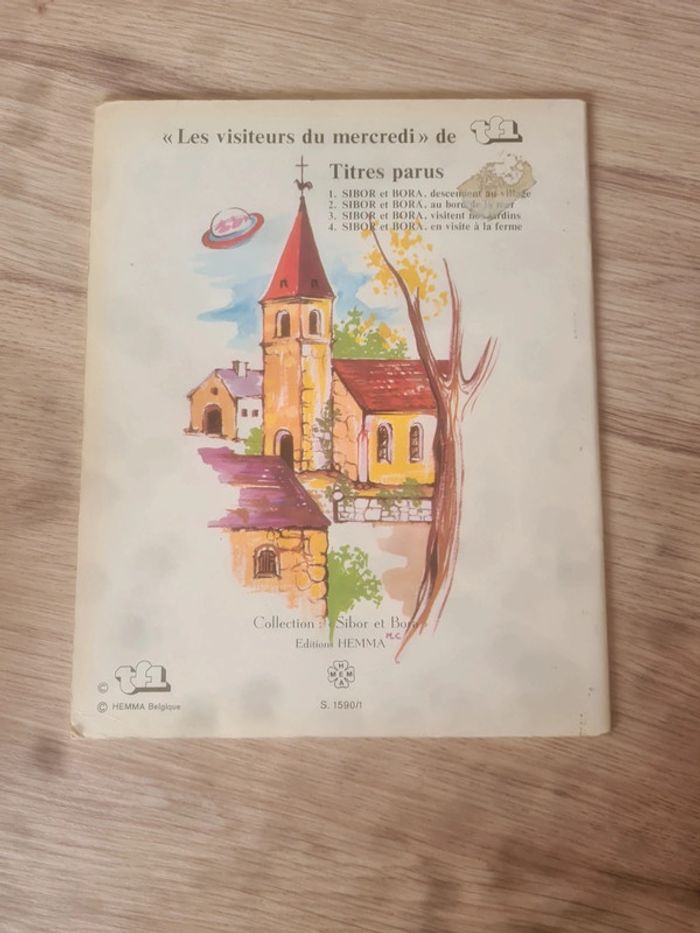 Sibor et Bora descendent au village - photo numéro 2