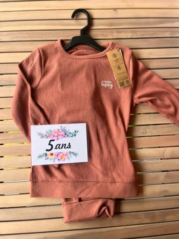 Pyjama 2 pièces côtelé kiabi 5 ans