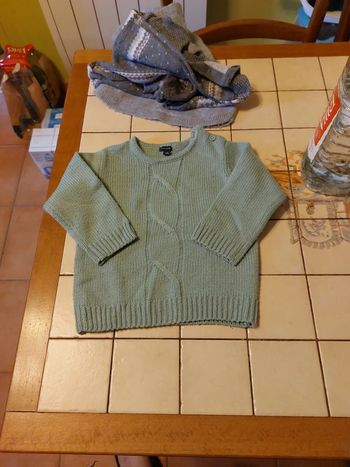 Pull Kiabi 24mois
