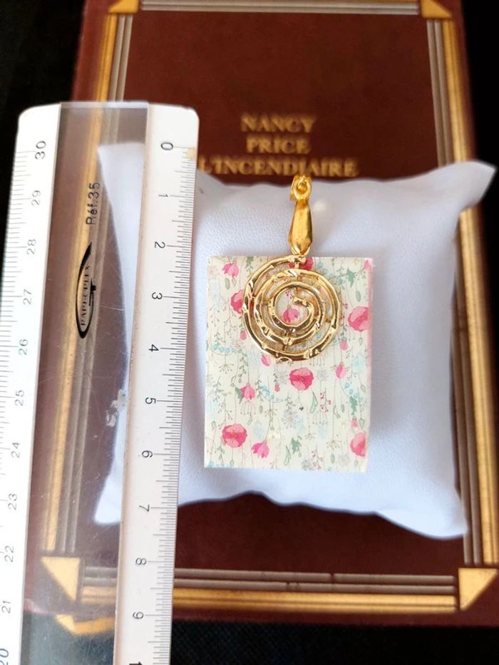 Magnifique pendentif bohème, petite image floral - photo numéro 4