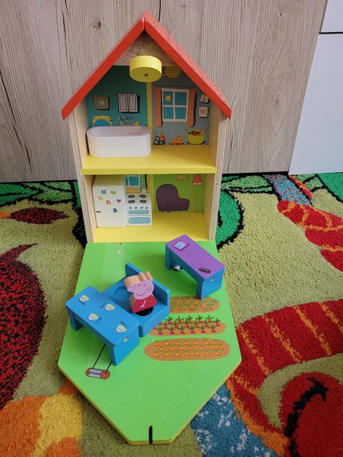 PEPPA PIG LA MAISON EN BOIS  MARQUE BANDAI - photo numéro 4