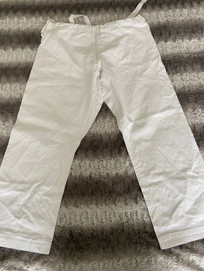 Kimono / Gi de Karaté GO Sport – Modèle Karate Ikoshi – Taille 160 - photo numéro 7