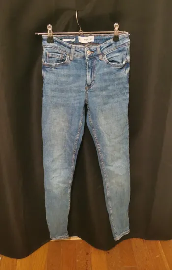Jean bleu Mango kim