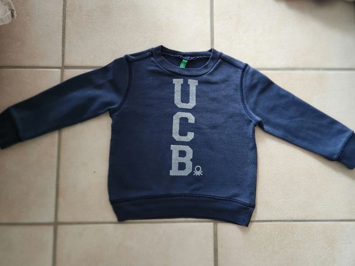 Sweat Benetton taille 2 ans