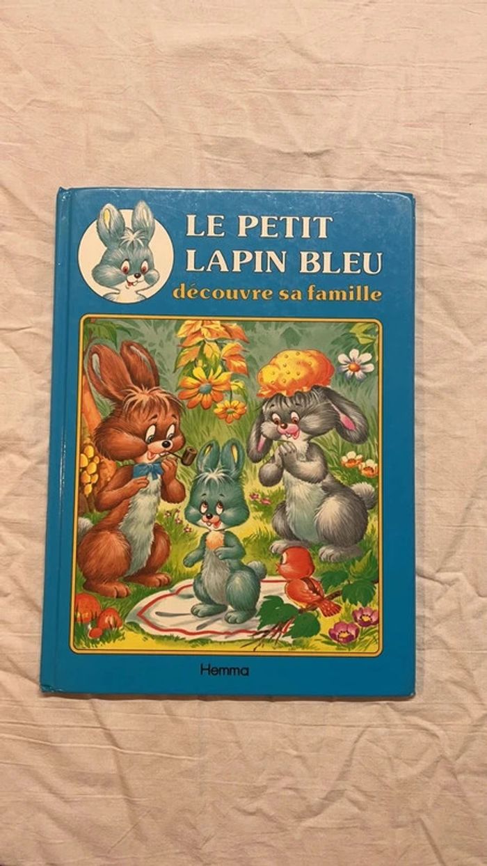 🤩 Le petit lapin bleu découvre sa famille - photo numéro 2