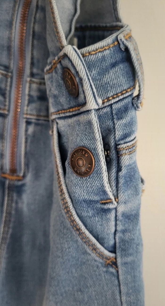 Salopette jean - photo numéro 2