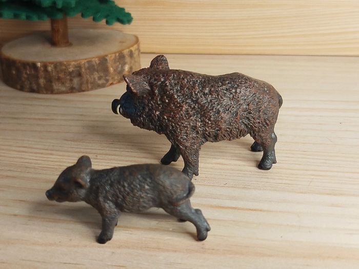 Figurine sanglier et marcassin Animal de la forêt - photo numéro 4