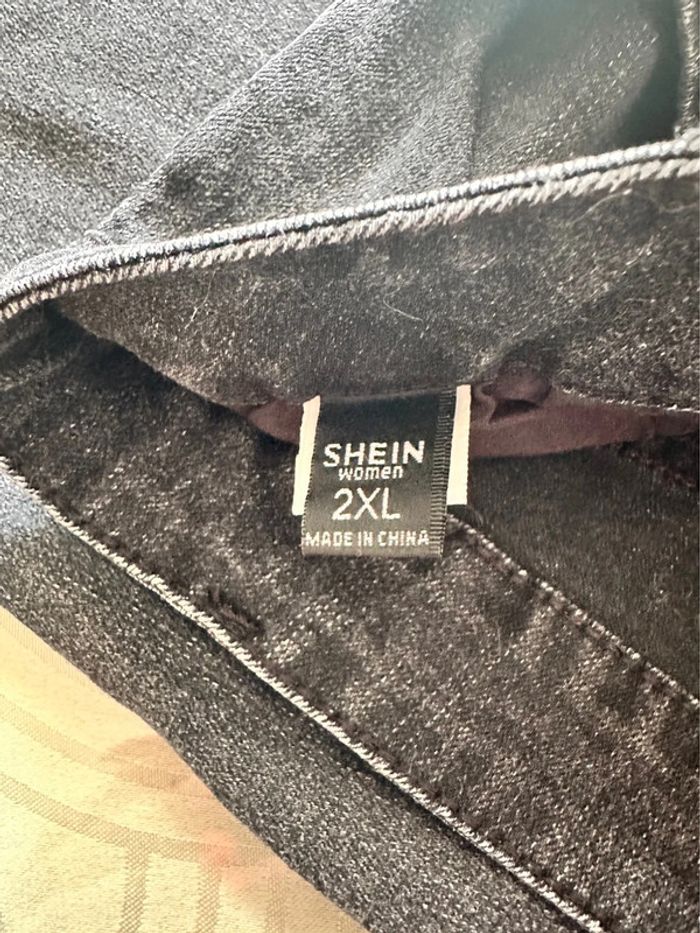 Jean shein 2XL neuf - photo numéro 3