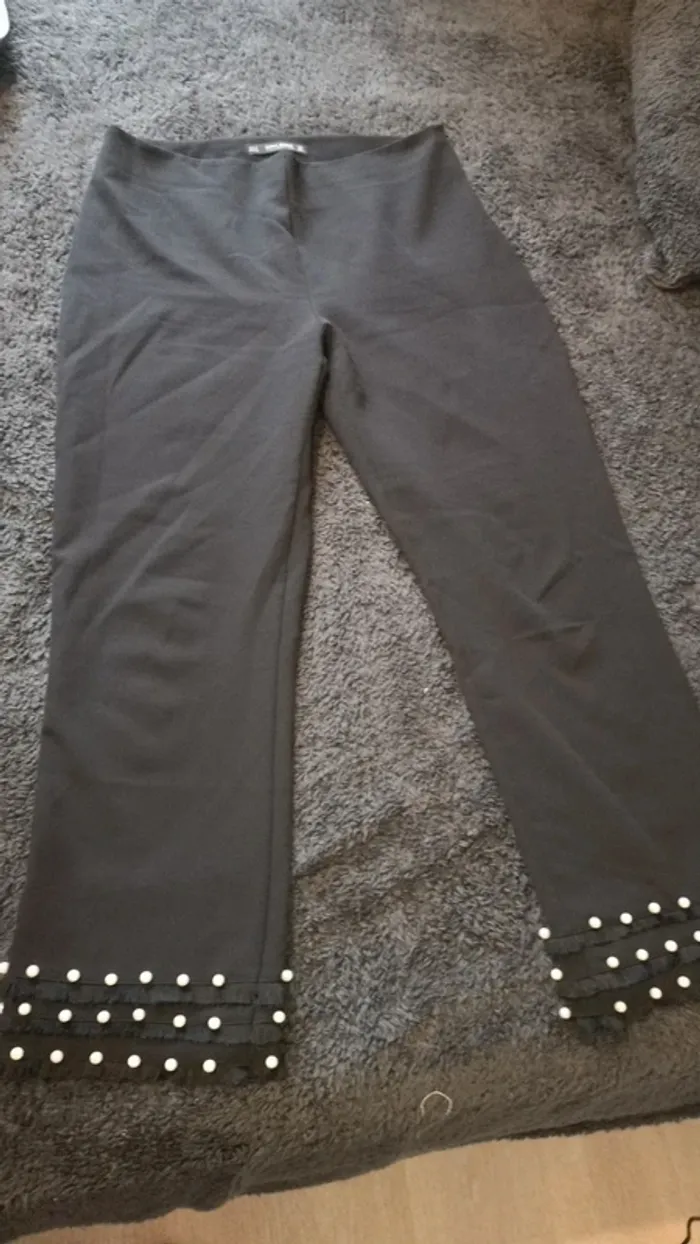 Pantalon Zara avec perles - photo numéro 2