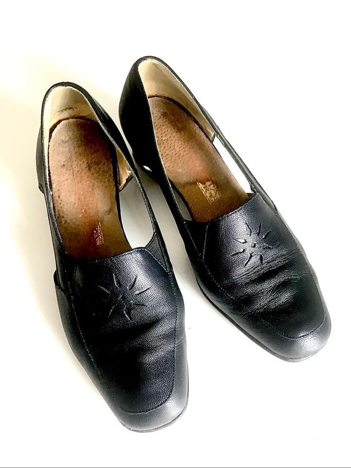 Mocassins en cuir bleu foncé P 36 - photo numéro 1
